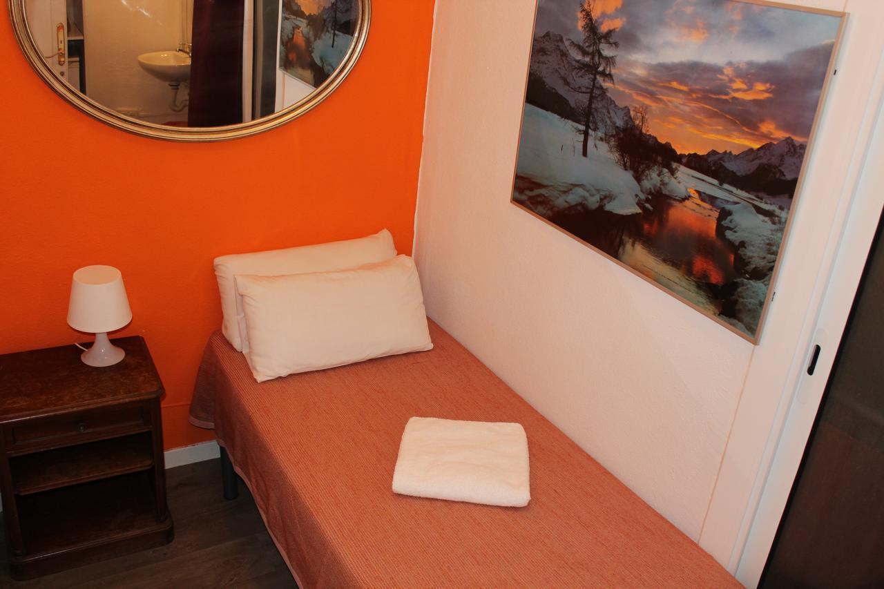 Pension Arosa Barcelona Exterior foto